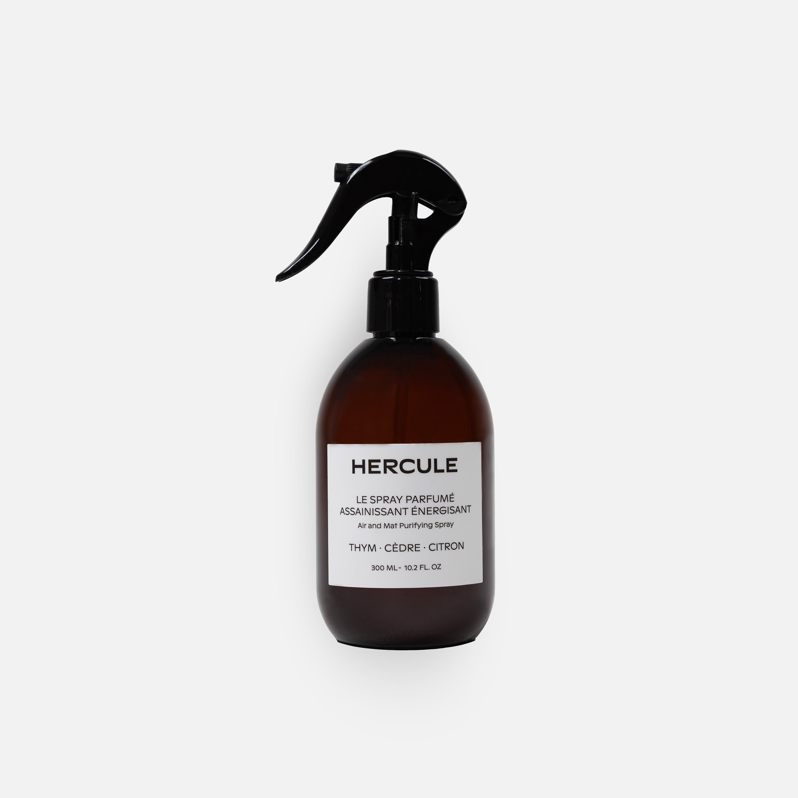 Spray pour assainir le tapis de sport et énergiser l'espace d'entraînement packshot flacon