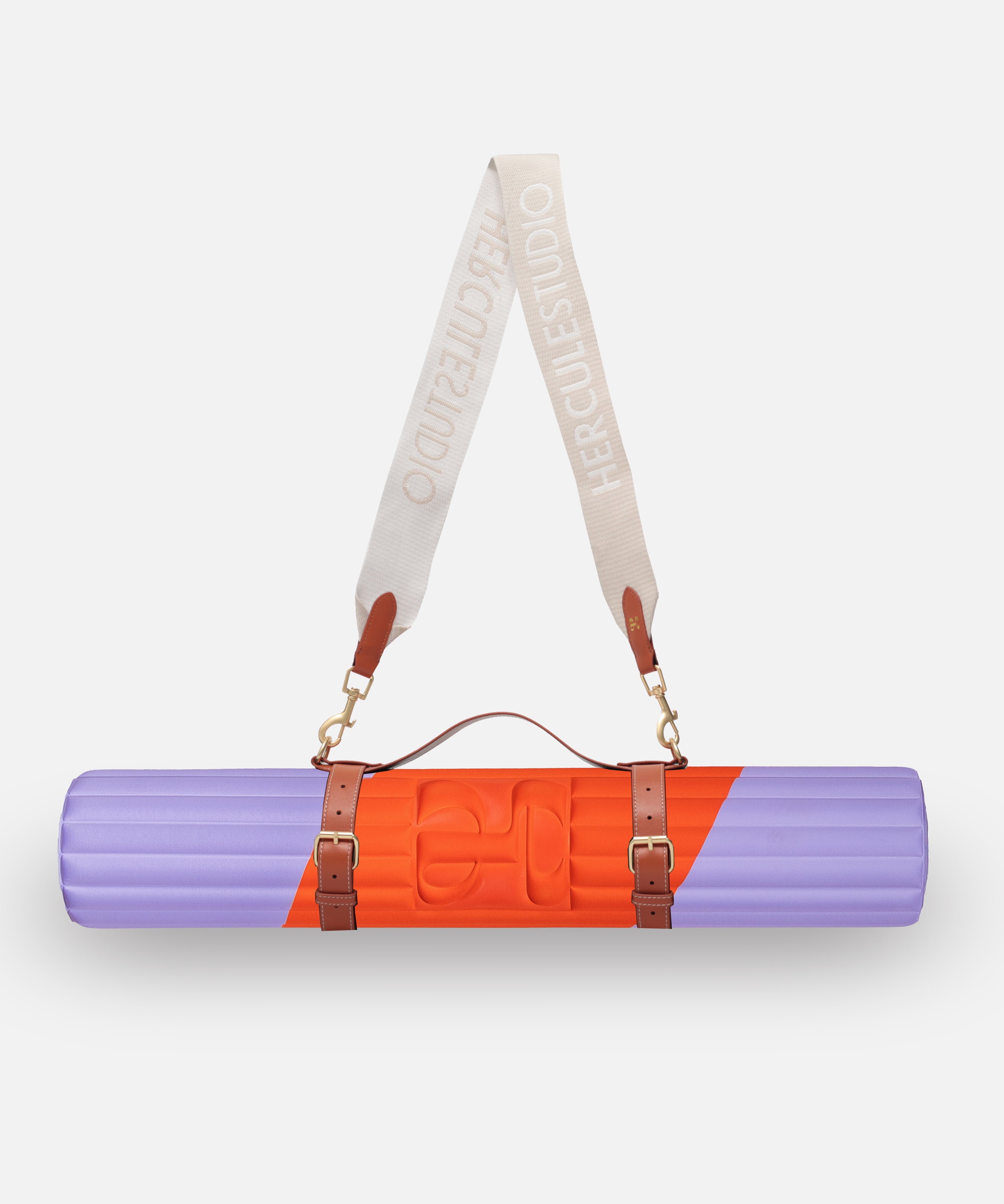 Set nomade Hercule Studio imprimé Axel rouge et violet avec tapis Archy graphique et sangle de transport pour tapis de sport, duo pratique et coloré pour pilates et fitness, fabrication française, packshot