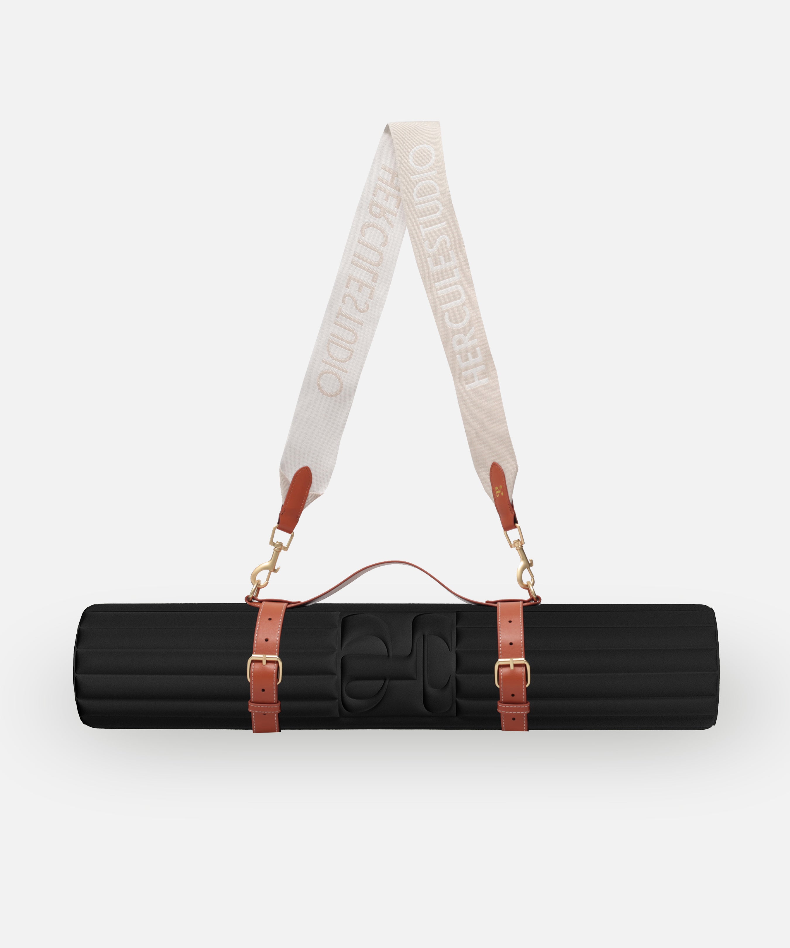 Set nomade sport Hercule Studio noir outrenoir associant tapis Archy premium et sangle de transport Socaa, accessoire essentiel pour yoga, Pilates et entraînements mobiles, design français durable, image packshot