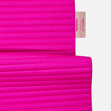 Tapis de sol pour le fitness le yoga et le pilates en cachemire de la marque hercule studio en collaboration édition limitée avec from future modèle archy couleur rose packshot zoom étiquette