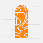 Tapis de sport déplié Hercule Studio Archy imprimé orange et écru (Bari orange pop), tapis de sol design durable et premium Made in France pour fitness, pilates et étirements, avec annotations montrant les caractéristiques et points de qualité du produit