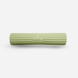 Tapis de sol pour fitness yoga et pilates de la marque hercule studio modèle archy couleur pistache packshot roulé